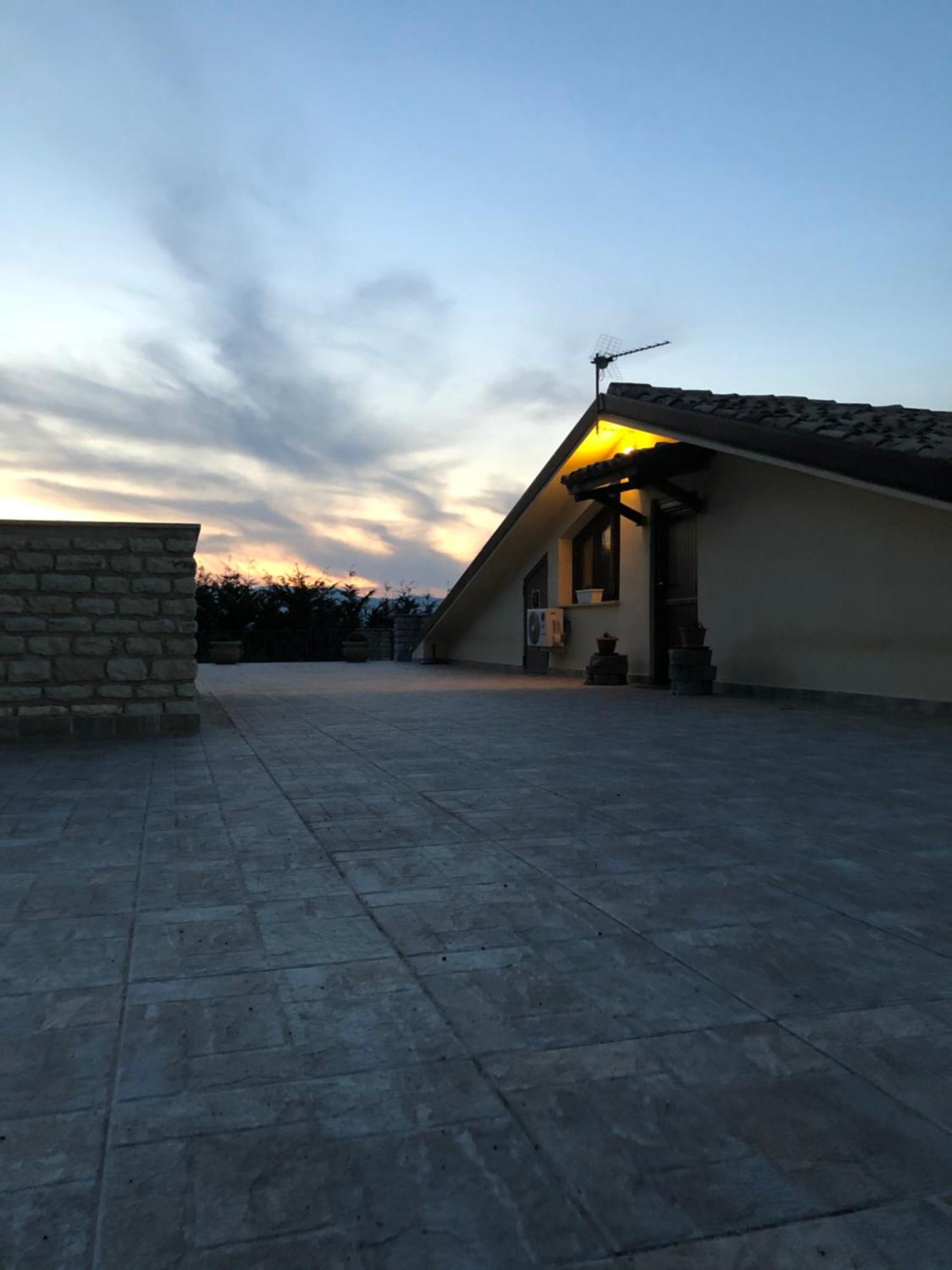 Agriturismo Serra Moneta Санто-Стефано Экстерьер фото
