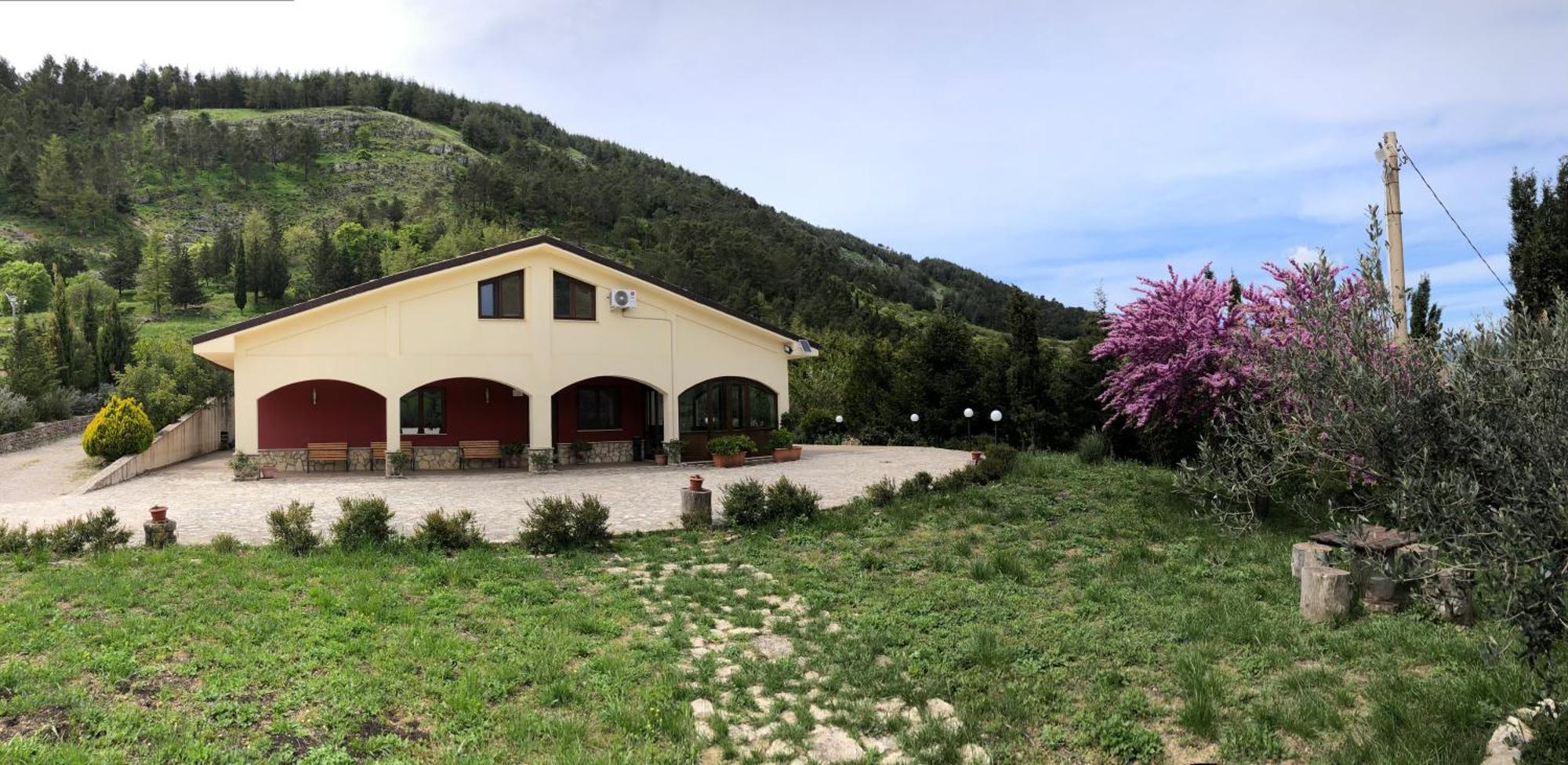 Agriturismo Serra Moneta Санто-Стефано Экстерьер фото