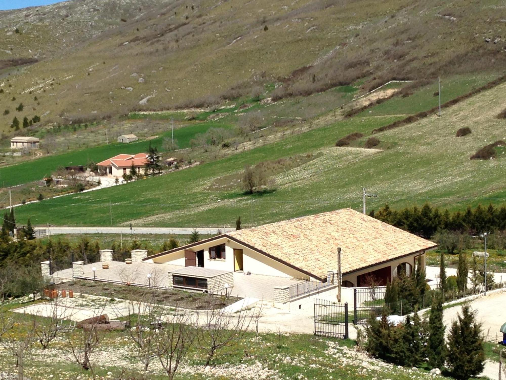 Agriturismo Serra Moneta Санто-Стефано Экстерьер фото